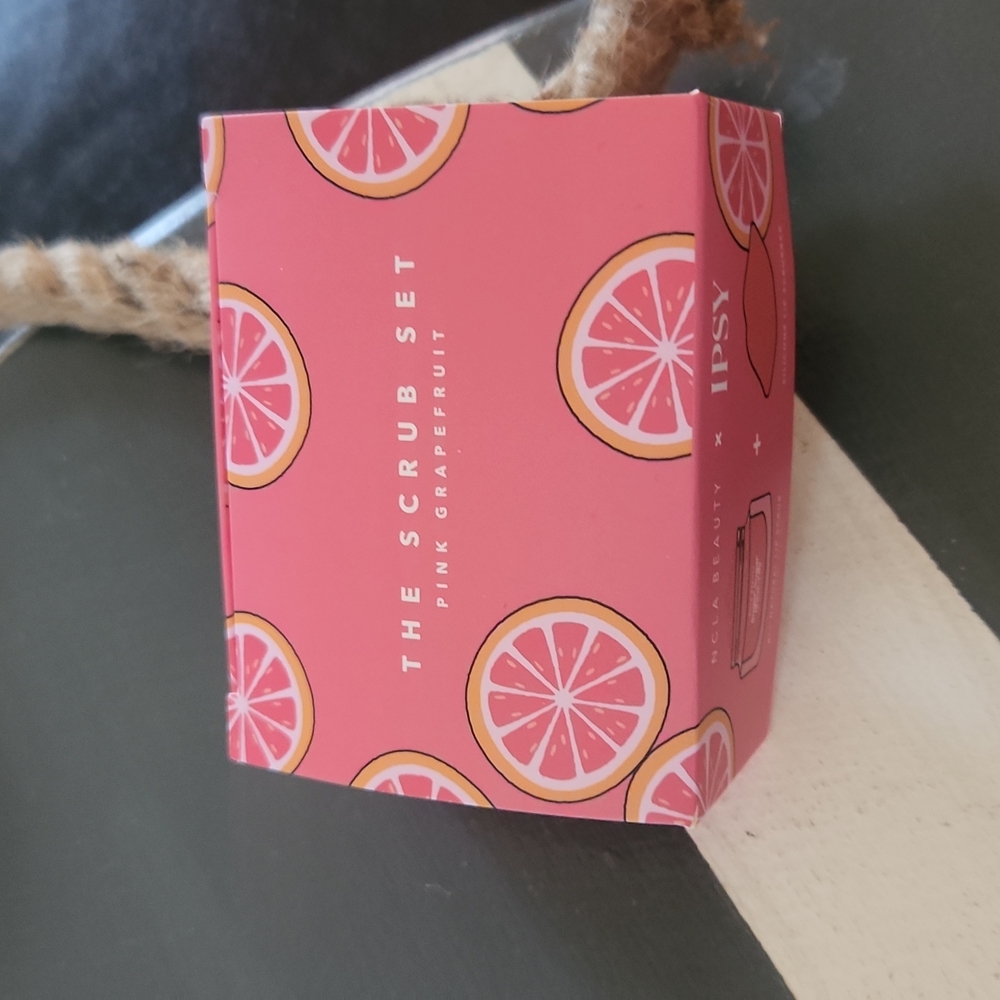 The Scrub Set ♡ Pink Grapefruit ♡